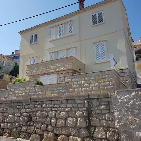 Voyager Apartamento *